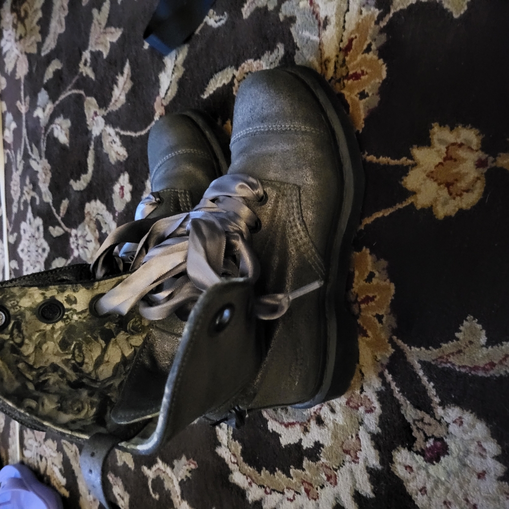 Dr. Martens Black Gloss Sole Combat Boots - Picture 2 of 3